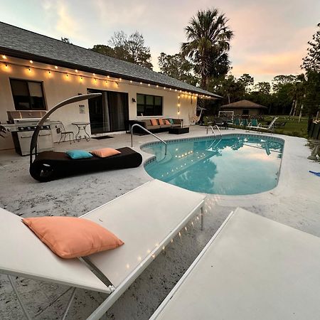 Vacation Pool Home In The Woods. North North Naples Exteriér fotografie